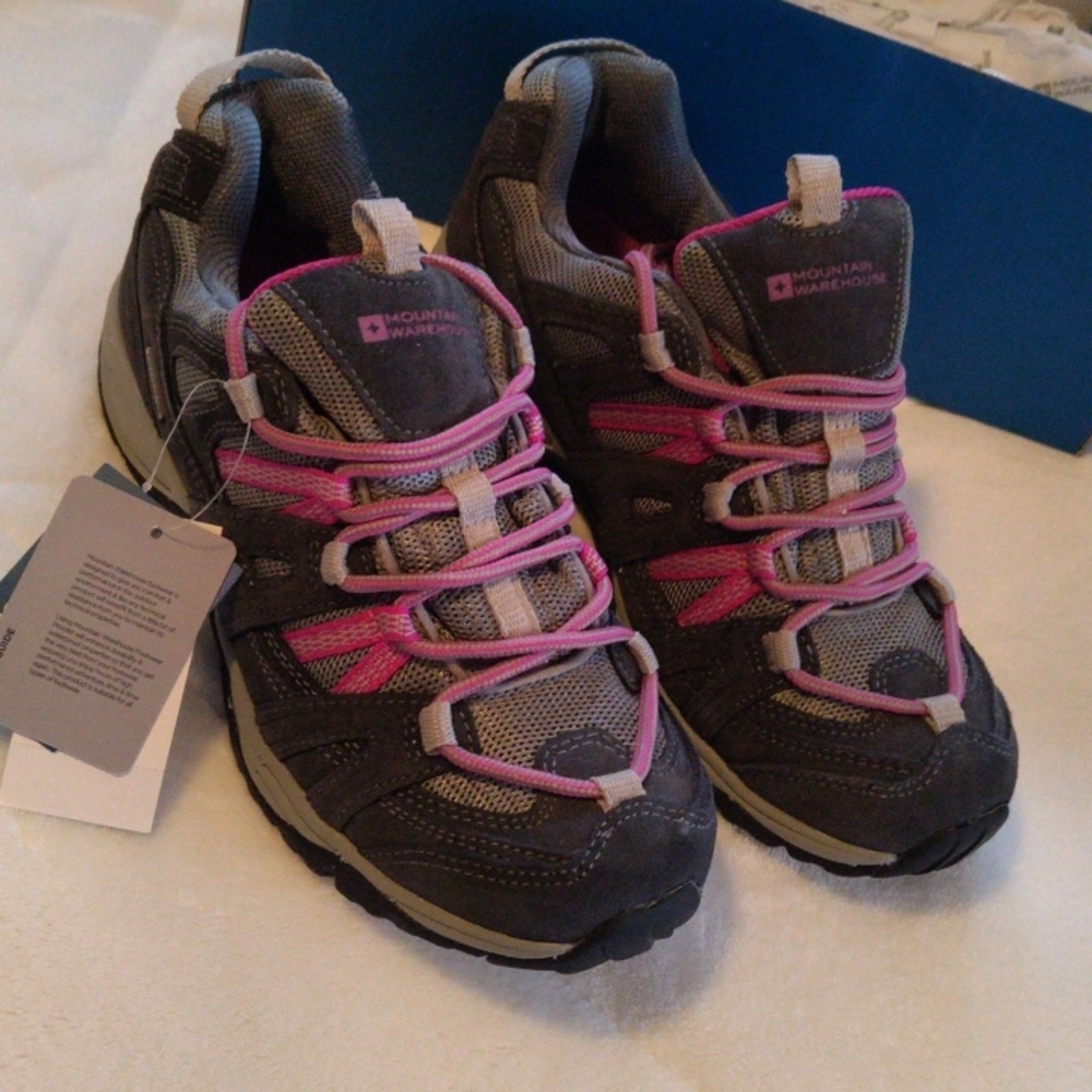 Isoory direction waterproof women shoe size 7 dark grey